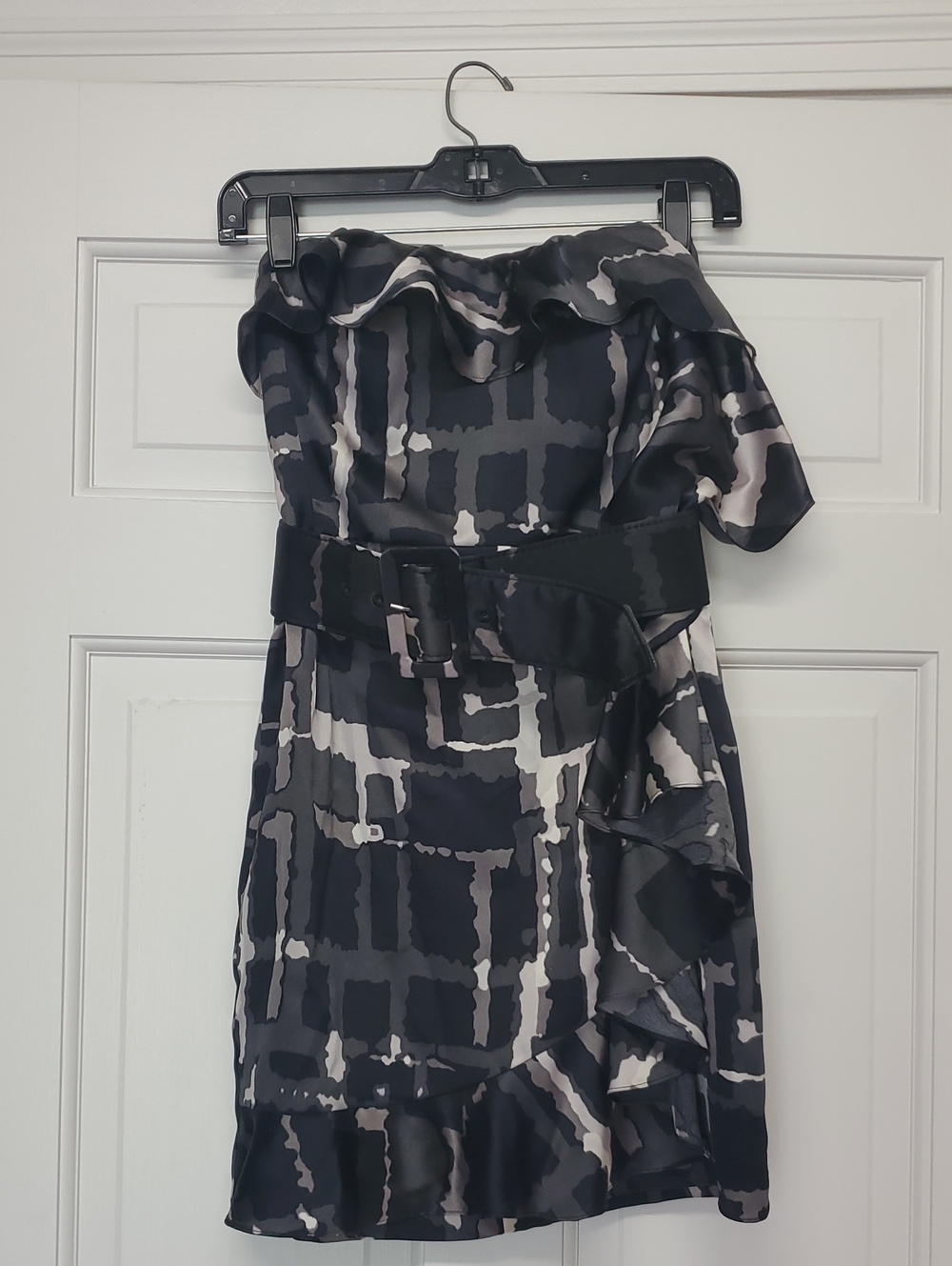 Vintage EXPRESS SILK Strapless Black and Gray Abstract Belted Mini Dress Size 0